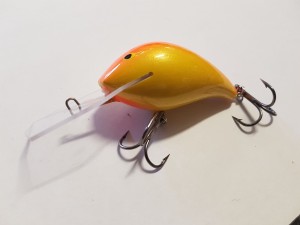 Wobler Bonito TROLL 6,5 cm - ŻÓŁTO POMARAŃCZOWY