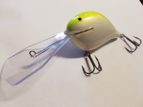 Wobler Bonito TROLL 9 cm - SELEDYNOWO BIAŁY WWW.ROB-TAR.PL