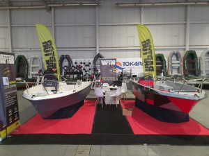 Łódź turystyczno-wędkarska CAIMAN 420 Marine Time ver. ze sterówką