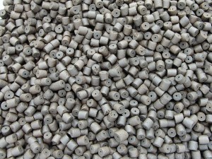PELLET Z OTWOREM 18 mm HALIBUT  1 kg 