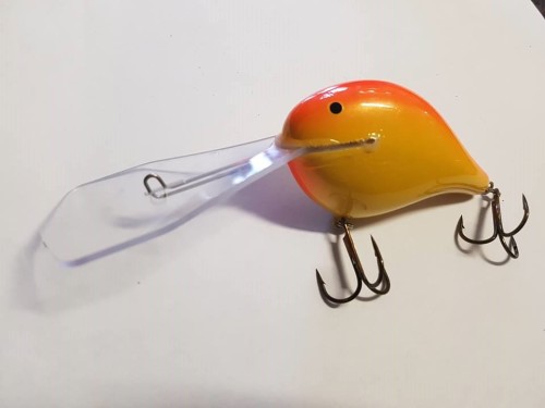 Wobler Bonito TROLL 9 cm - POMARAŃCZOWO ŻÓŁTY WWW.ROB-TAR.PL