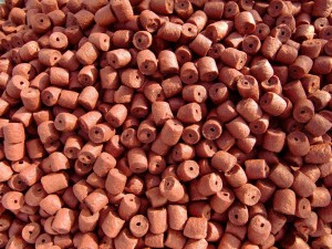 PELLET Z OTWOREM 18 mm KAŁAMARNICA - OŚMIORNICA  1 kg 